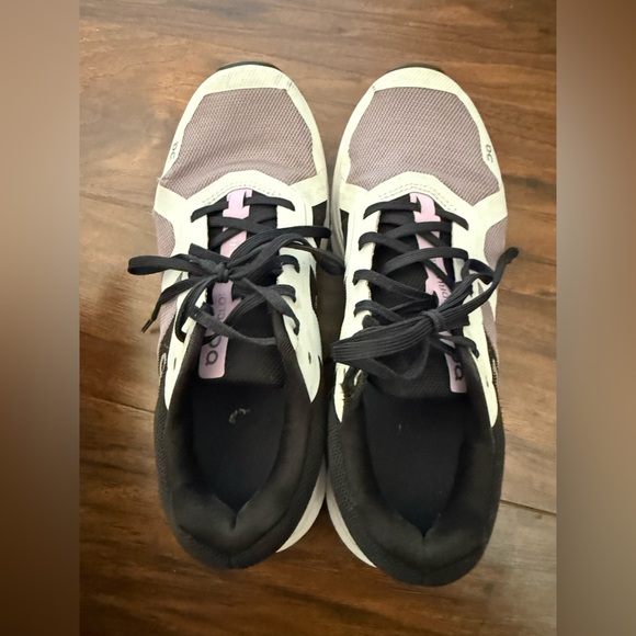 OnCloud Heron Women's Athletic Shoes - Black, Purple, and White-Size 7.5 - Picture 7 of 13